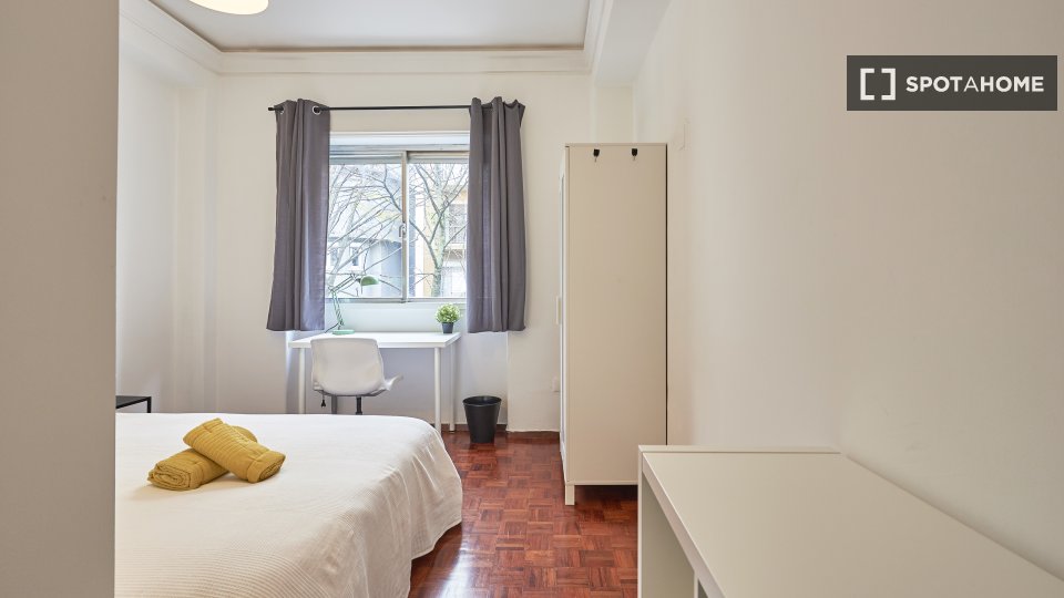 Double room Lisbon, 9 beds, 160m² — photo 32