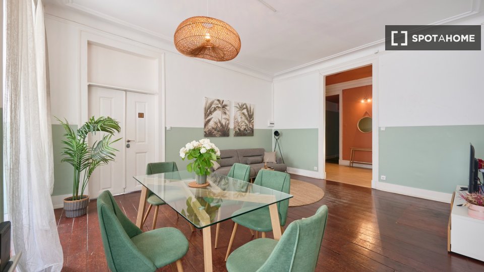Double room Lisbon, 10 beds — photo 32