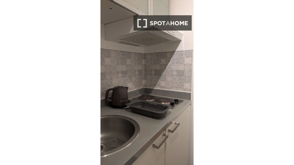 Apartment Brussels, 1 bed, 19m² — photo 18