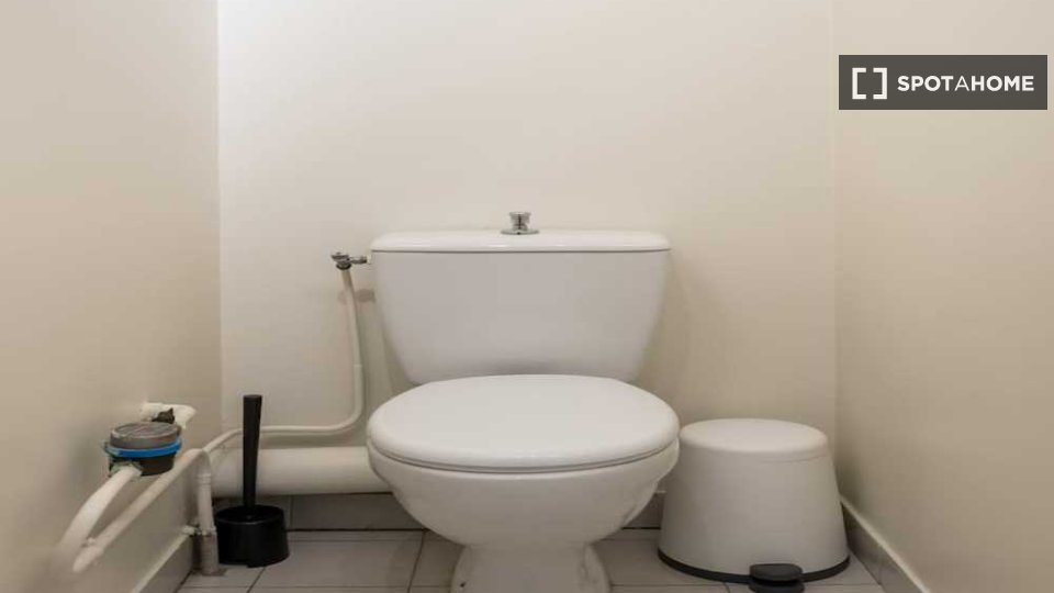 Double room Lyon, 3 beds, 80m² — photo 9