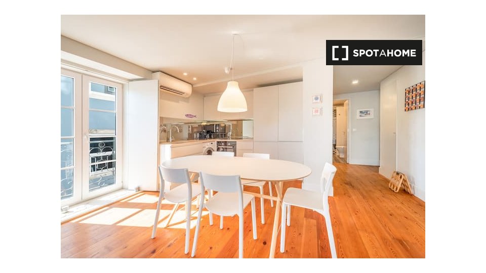 Apartment Lisbon, 1 bed — photo 9