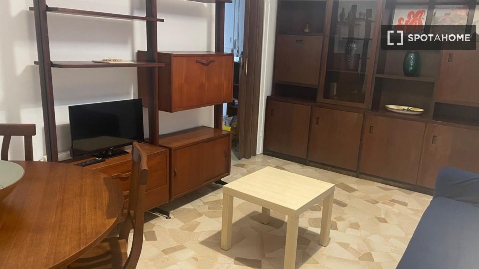 Apartamento Milán, 1 habitación, 55m² — foto 2