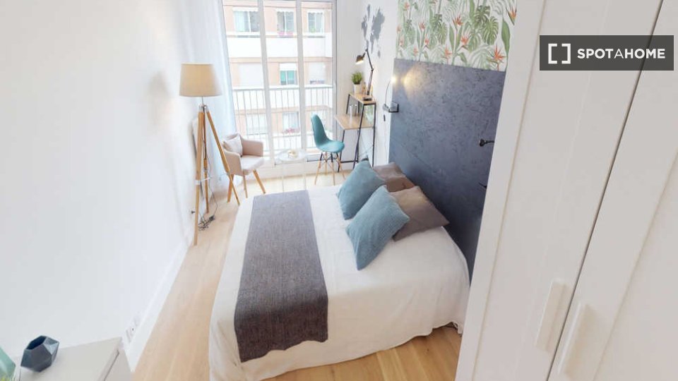 Double room Paris, 5 beds, 110m² — photo 32