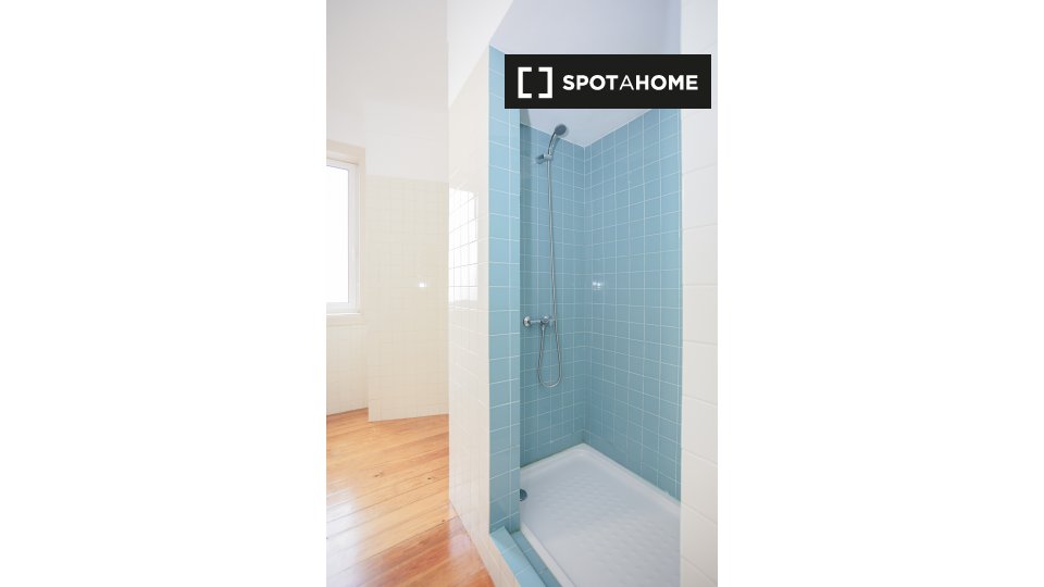 Apartment Porto, 3 beds, 115m² — photo 2