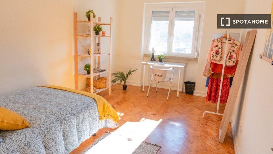 Double room Lisbon, 7 beds — photo 11