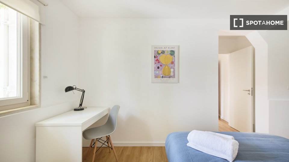 Double room Lisbon, 6 beds, 150m² — photo 9