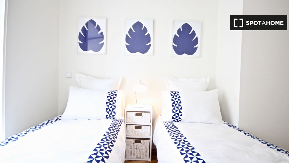 Apartment Lisbon, 2 beds — photo 9