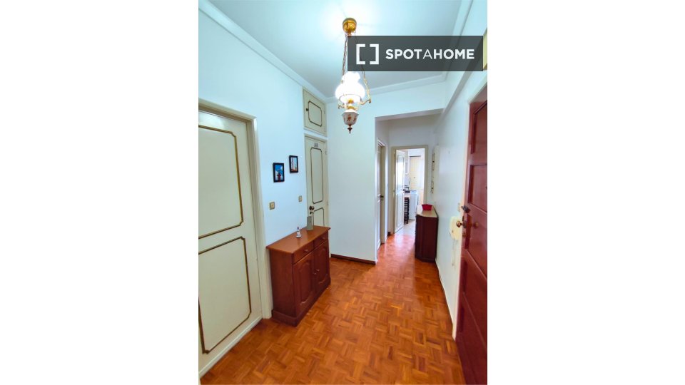 Double room Lisbon, 2 beds, 50m² — photo 2