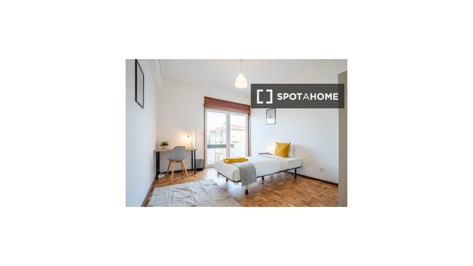 Double room Porto, 7 beds — photo 17