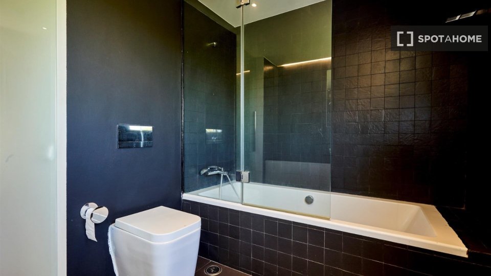 Apartment Lisbon, 3 beds, 110m² — photo 2