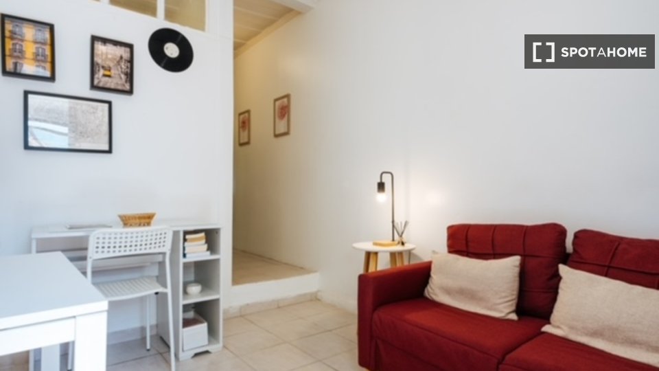 Apartment Lisbon, 1 bed — photo 10
