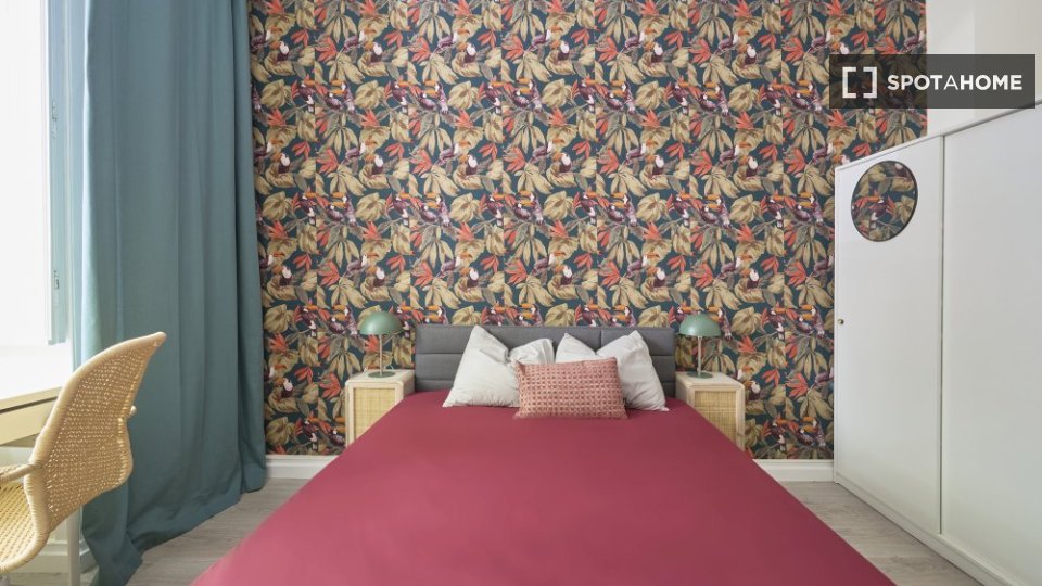 Double room Lisbon, 5 beds — photo 14