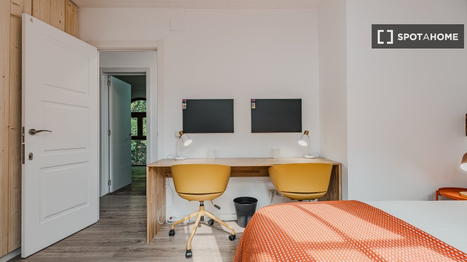 Double room Barcelona, 6 beds, 227m² — photo 54