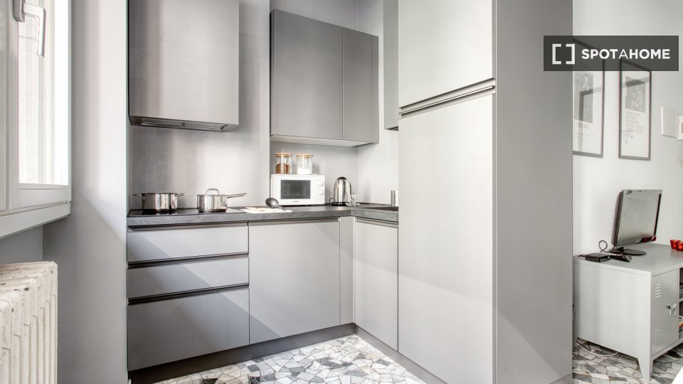 Apartment Milan, 1 bed, 45m² — photo 17
