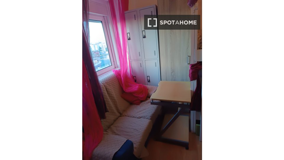 Double room Lisbon, 3 beds, 90m² — photo 42