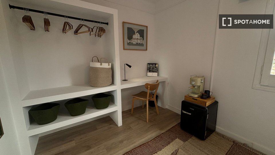 Double room Barcelona, 8 beds, 220m² — photo 28