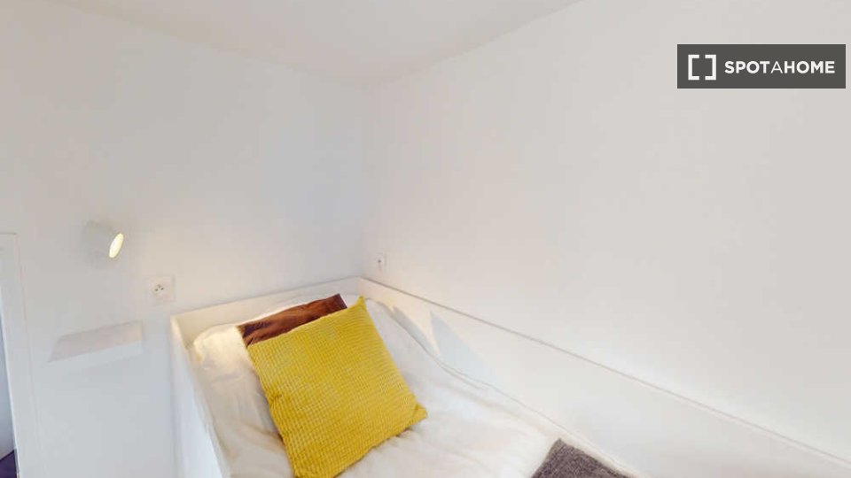 Double room Paris, 6 beds, 130m² — photo 11