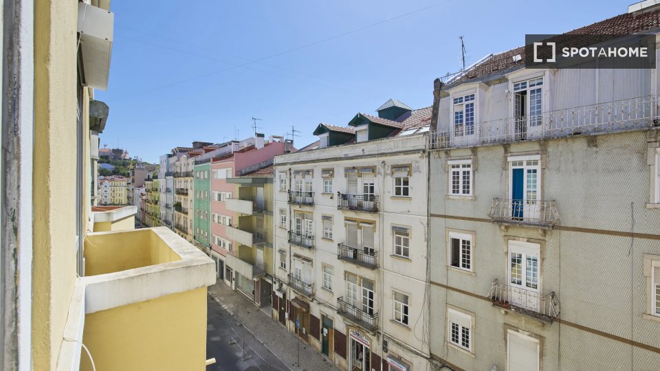 Double room Lisbon, 4 beds — photo 4