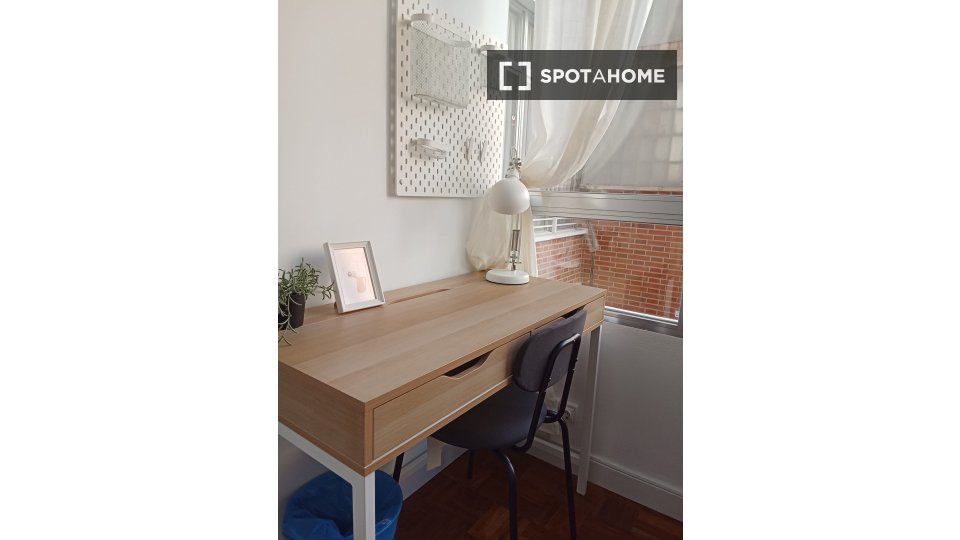 Double room Madrid, 5 beds — photo 10
