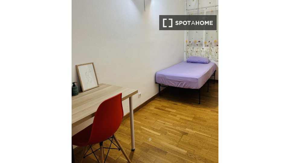 Double room Barcelona, 1 bed, 100m² — photo 3