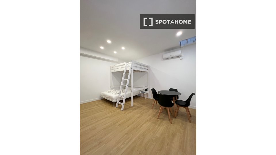 Apartment mono Barcelona, 35m² — photo 18