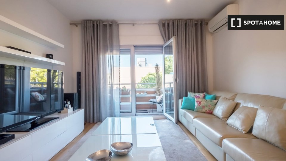 Apartment Lisbon, 2 beds, 100m² — photo 5