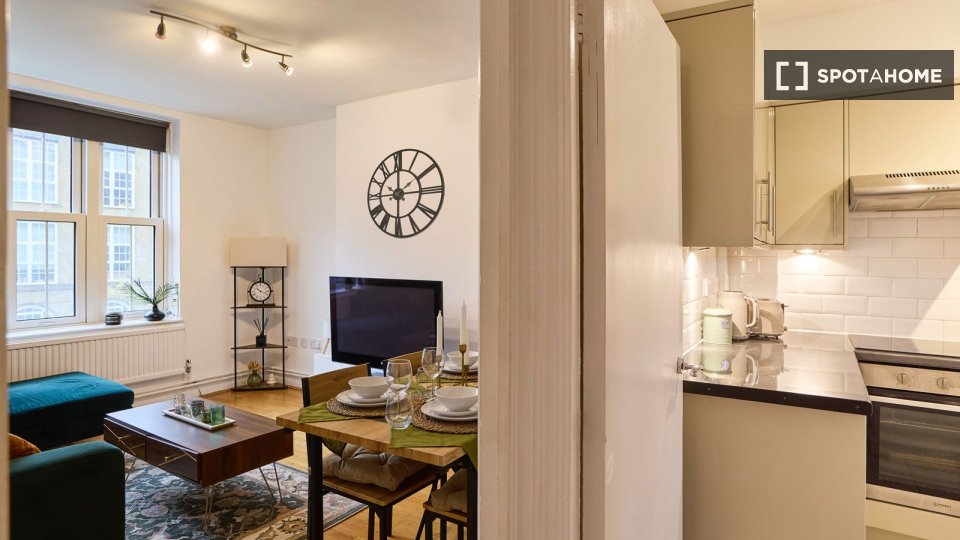 Apartment London, 3 beds — photo 14