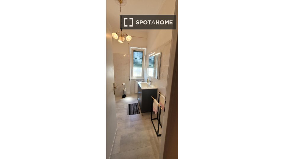 Camera doppia Roma, 3 camere, 90m² — foto 6
