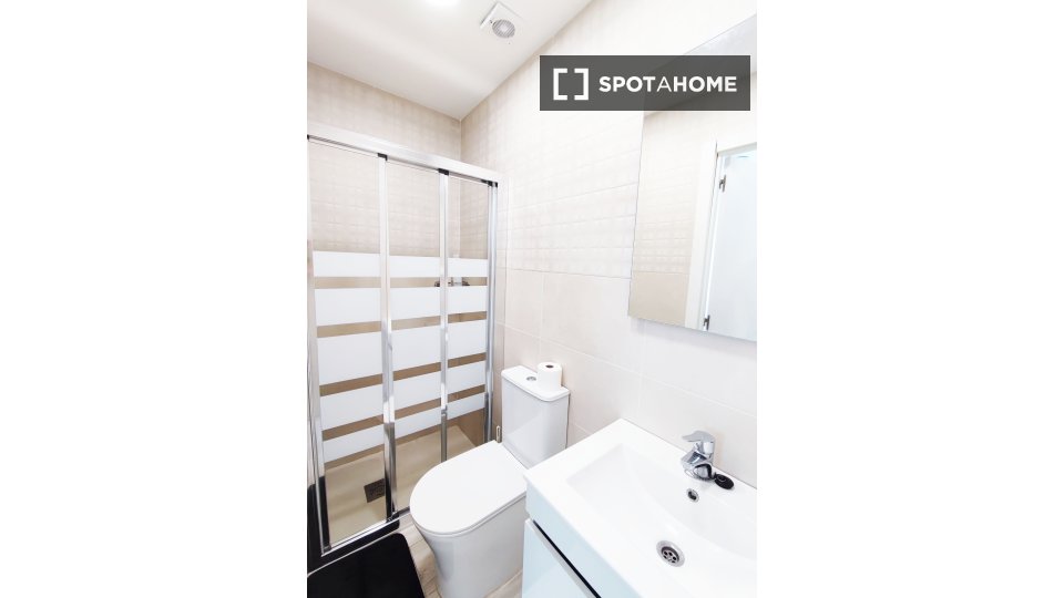 Apartment mono Madrid — photo 18