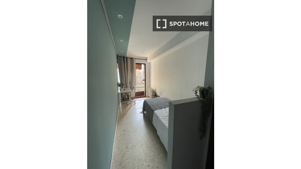 Double room Seville, 8 beds, 180m² — photo 28