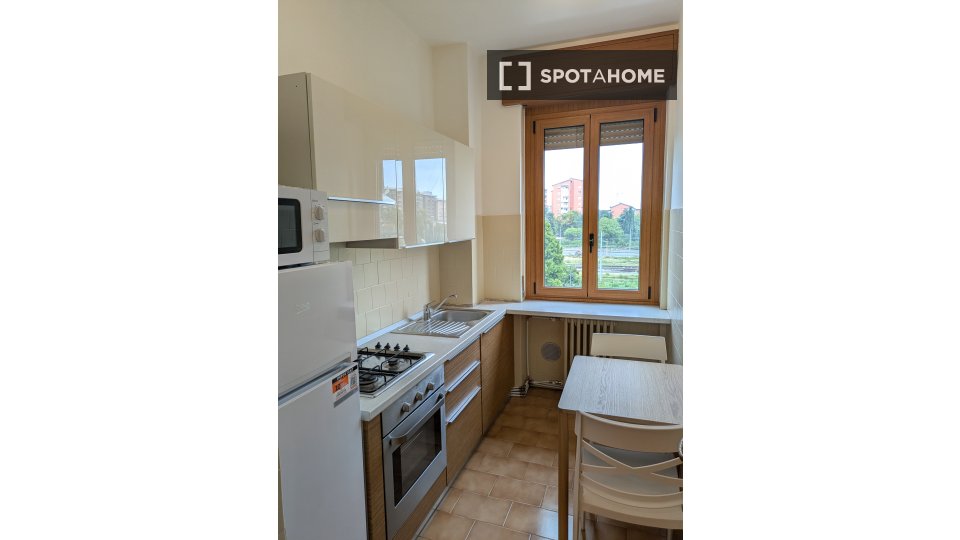 Double room Milan, 2 beds, 70m² — photo 3