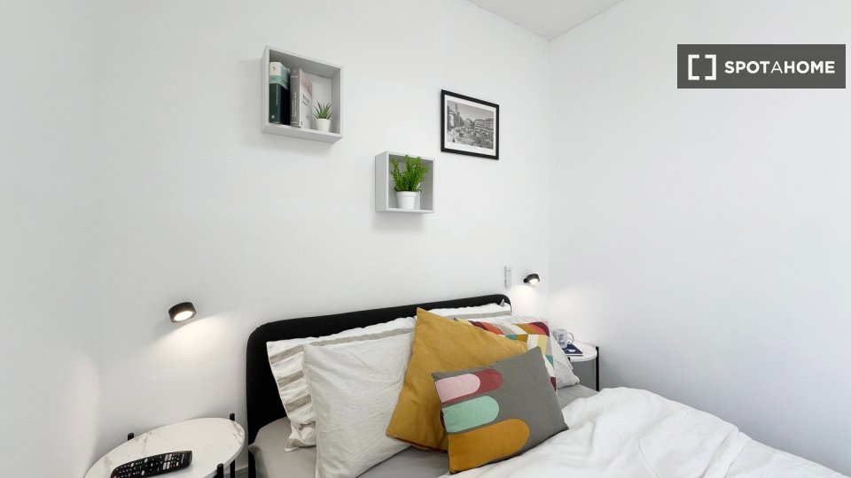 Double room Madrid, 5 beds — photo 14