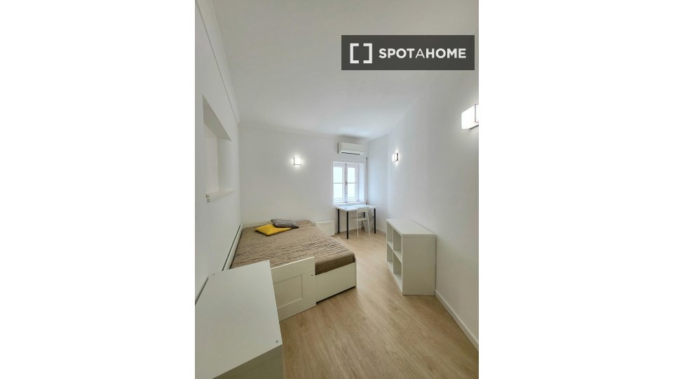 Double room Porto, 20 beds — photo 12