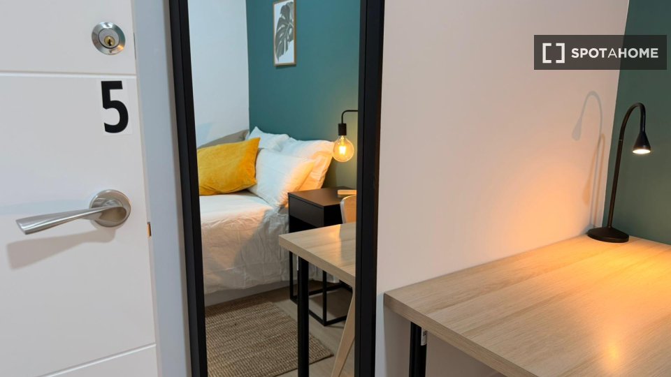 Camera doppia Madrid, 5 camere, 90m² — foto 9