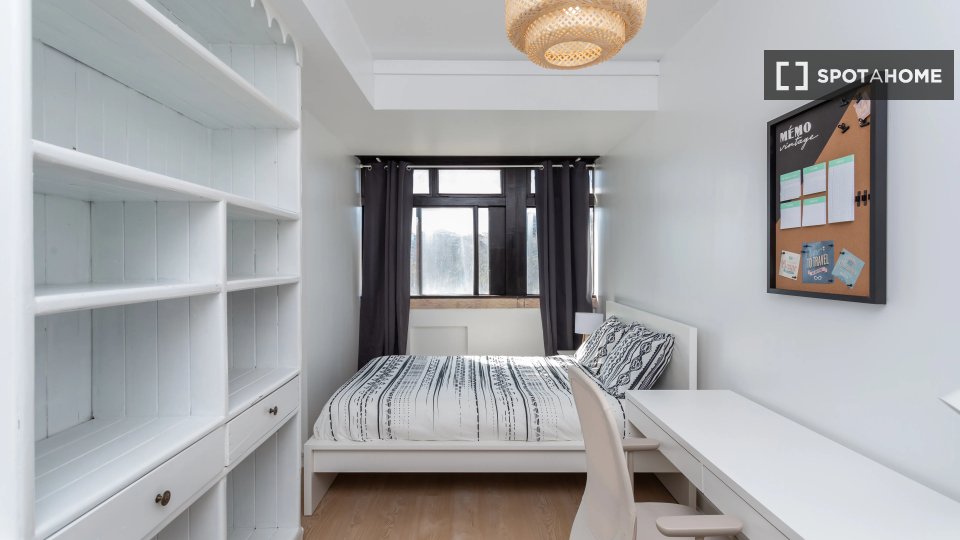 Double room Lisbon, 10 beds — photo 11