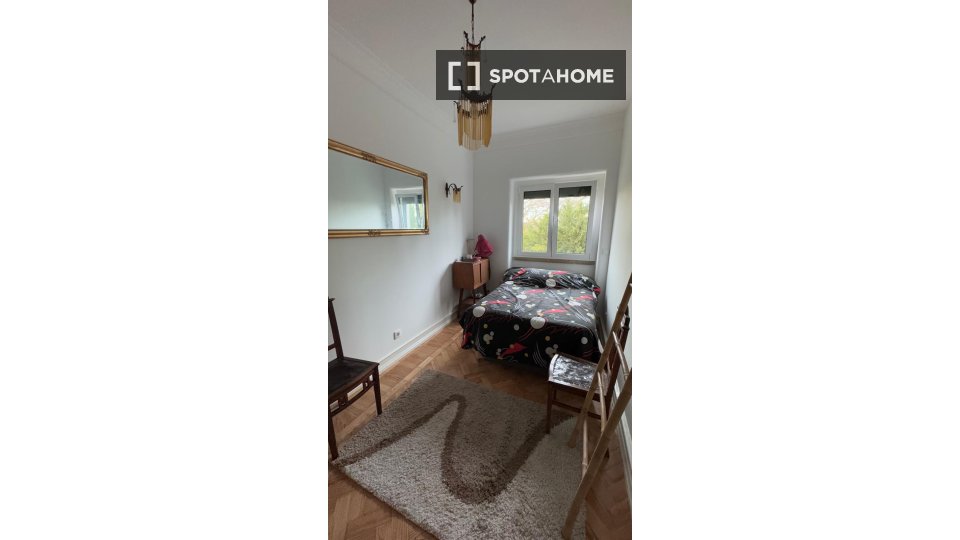 Double room Lisbon, 4 beds, 120m² — photo 7