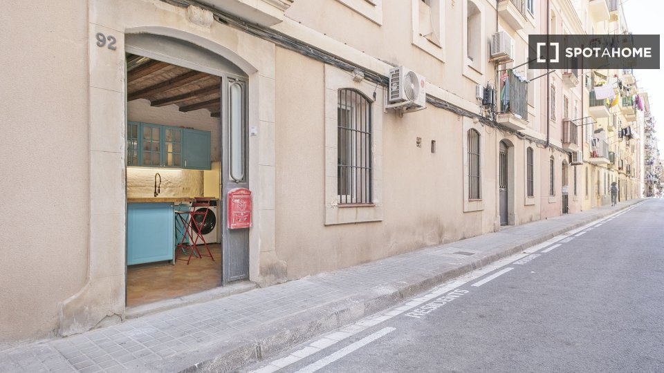 Apartment Barcelona, 2 beds, 85m² — photo 35