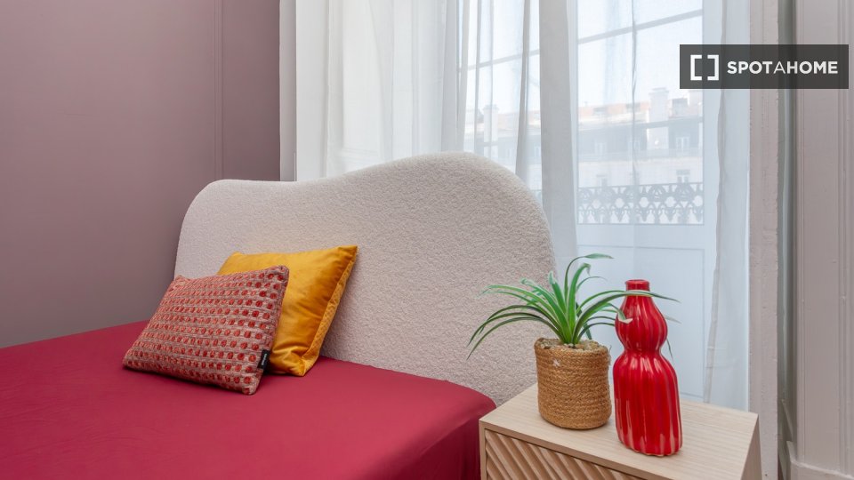 Double room Lisbon, 9 beds — photo 30