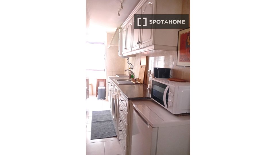 Apartment mono Lisbon, 40m² — photo 13