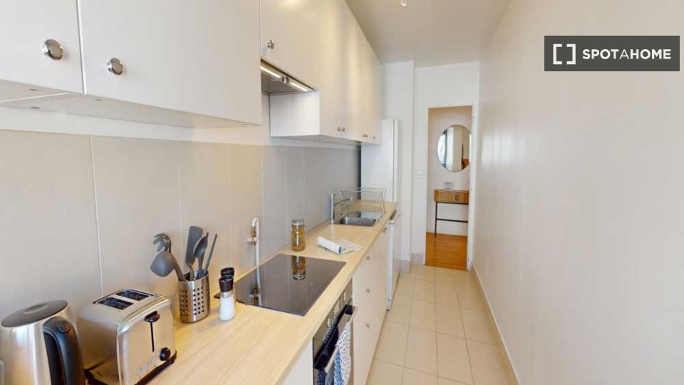 Double room Paris, 5 beds, 90m² — photo 10