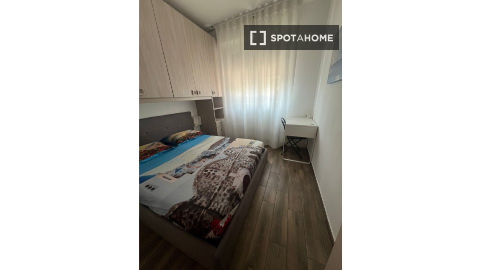 Double room Milan, 3 beds, 90m² — photo 22