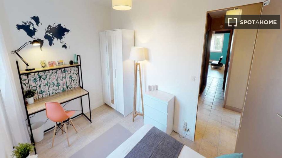 Double room Paris, 5 beds, 100m² — photo 2