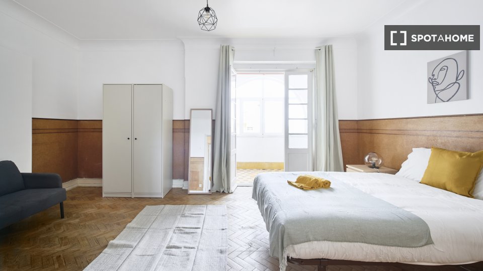 Double room Lisbon, 9 beds — photo 2