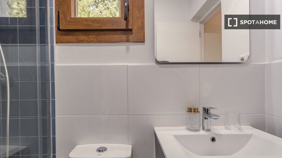 Double room Barcelona, 6 beds, 227m² — photo 56