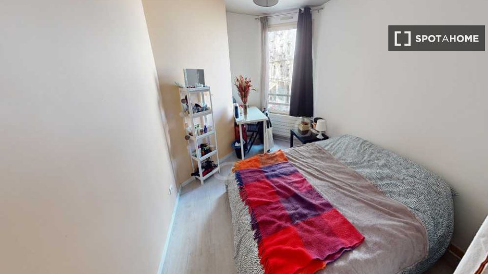 Double room Lyon, 4 beds, 100m² — photo 3