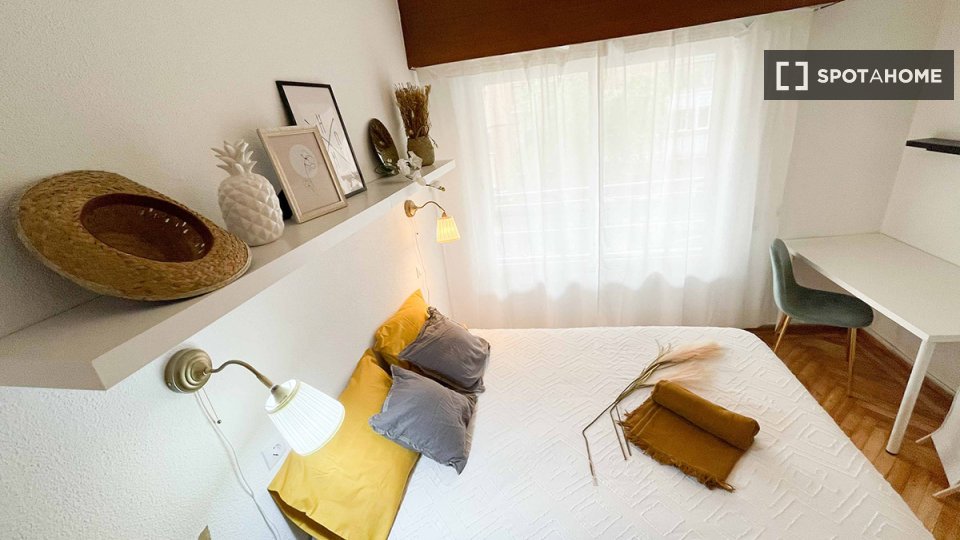 Double room Madrid, 7 beds — photo 5