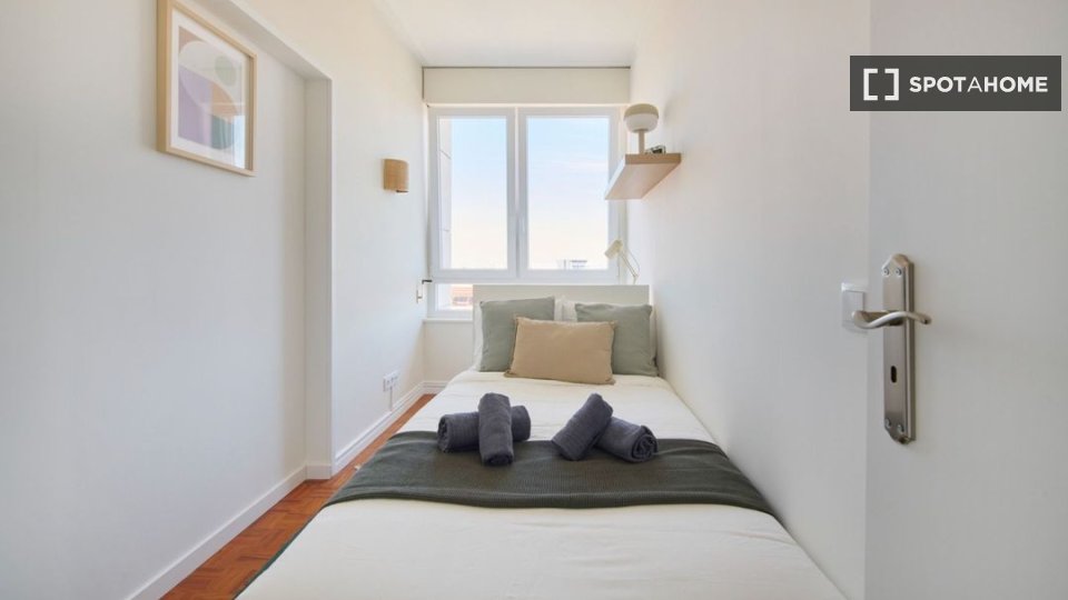 Double room Lisbon, 10 beds — photo 2