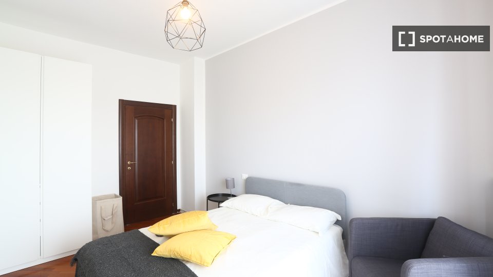Double room Milan, 5 beds — photo 2