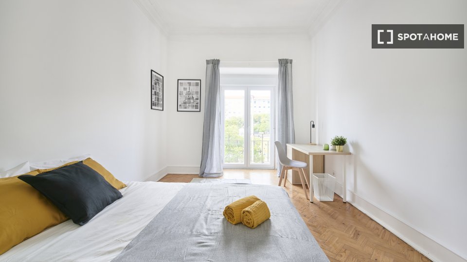 Double room Lisbon, 7 beds — photo 1