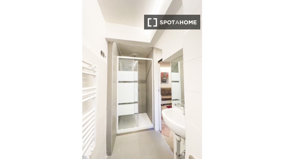 Apartment Milan, 1 bed — photo 8